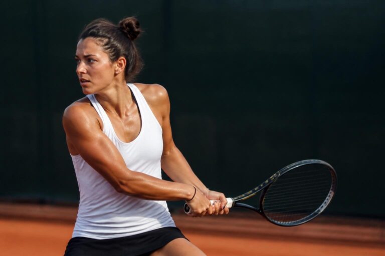 The Tennis Player: Mastering Mental & Technical Skills